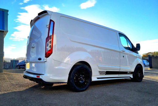 Ford Transit Custom with the V3 Side Skirts